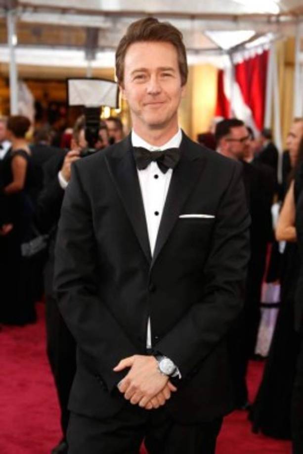 Edward Norton se involucra tanto en sus proyectos que ha provocado hasta estrés en sus compañeros de tanta exigencia que hace.