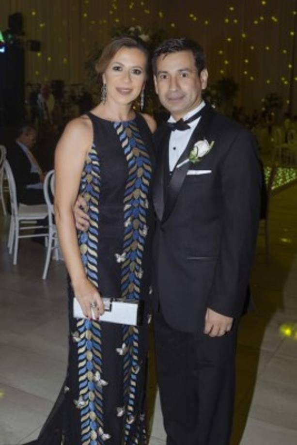 Renata y Ernesto Ayala.