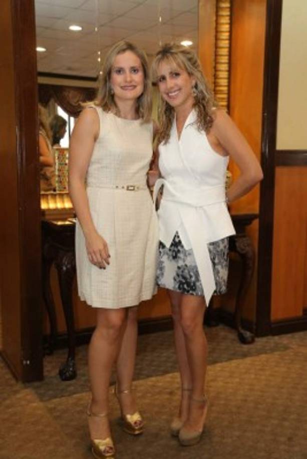 Michelle Yibrín y Tania Burbara.