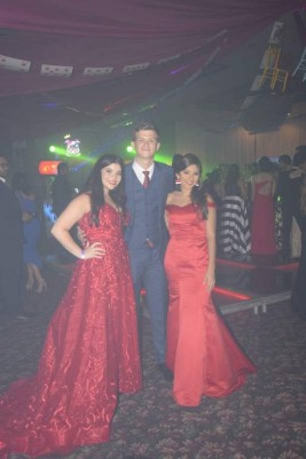 Stef Castillo, Ethan Carter y Ale Camacho.