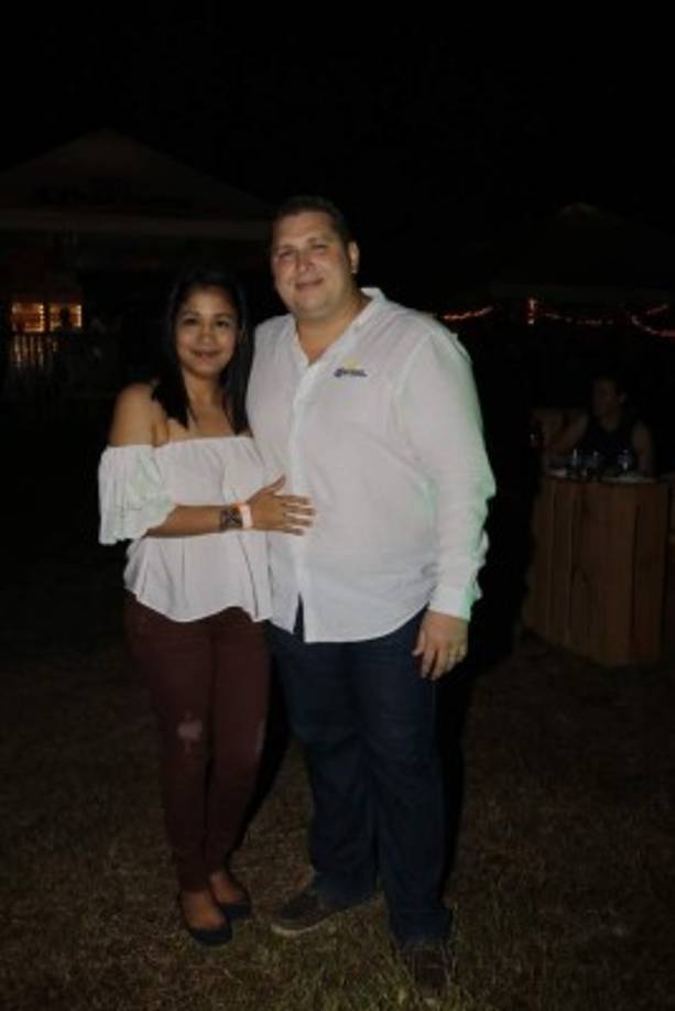 Rosa y Eduardo Romero.