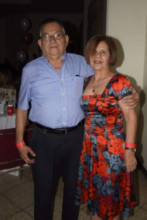 Roberto y Lita Lardizábal.