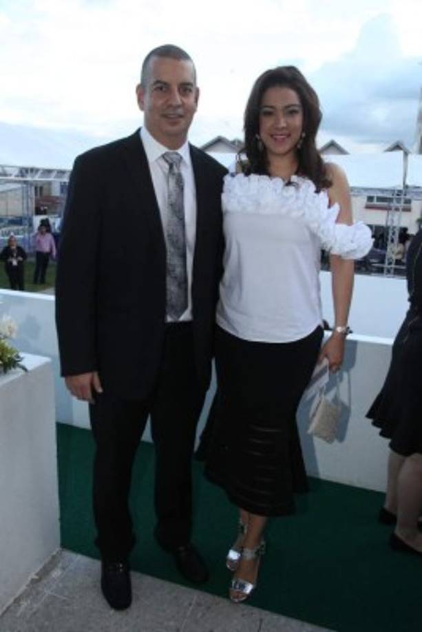 Ricardo y Elke Ictech.