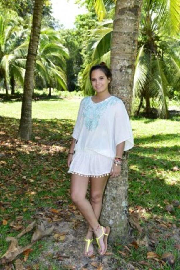 <br/>Gloria Camila: Hija de la cantante española Rocío Jurado y el torero José Ortega Cano. La joven de 21 años es dueña de una tienda de modas y un estudio de tatuajes.