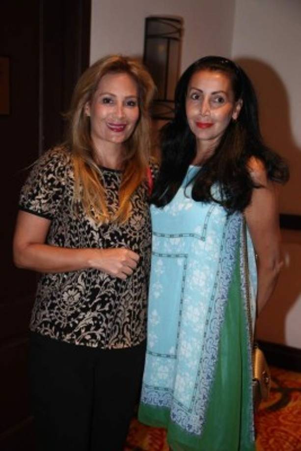 Patricia y Claudia Lara.