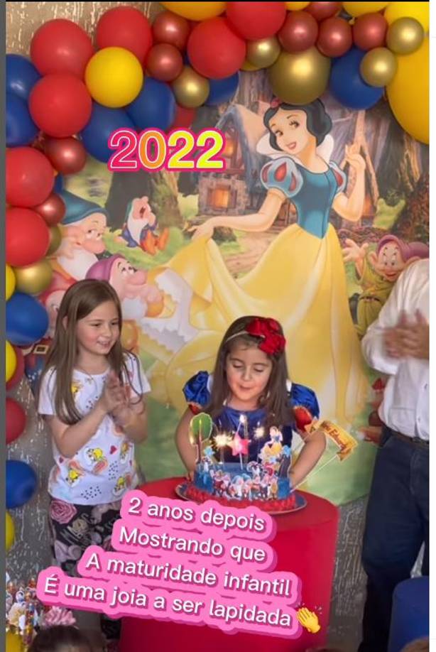 La familia de las niñas subió un video a su cuenta de Instagram con la celebración del cumpleaños cinco de María Eduarda, quien, contrario a lo ocurrido hace dos años, invitó a su hermana Maria Antonia a soplar las velitas del pastel.