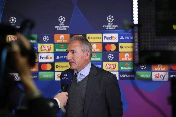 Begiristain bromeó sobre el hecho de que ambos conjuntos se vayan a ver en eliminatorias por tercera vez en las 3 últimas temporadas: “Me ha salido cara de ‘qué pesados’, otra vez. Estoy ‘aburridito’ con las bolas estas, siempre lo mismo”.