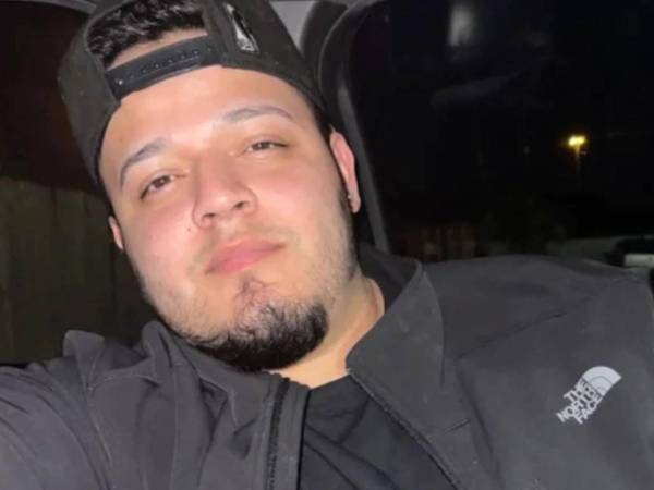 Ábrego García, padre de tres hijos, está casado con una ciudadana estadounidense, quien afirma que no ha podido comunicarse con su esposo desde su deportación a El Salvador.