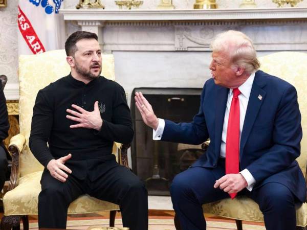 El presidente de Estados Unidos, Donald Trump, junto al mandatario ucraniano, Volodimir Zelenski.