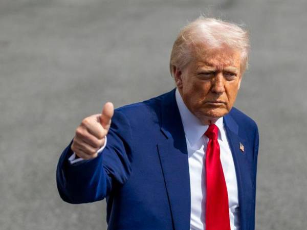 El arancel global impuesto por Trump entró en vigor el sábado.