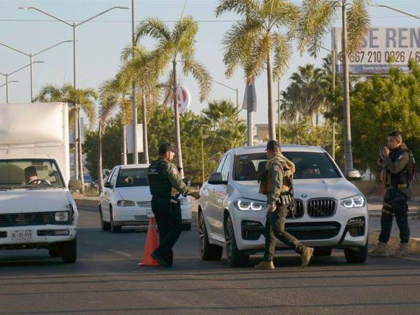 Las fuerzas de seguridad mexicanas durante un operativo.