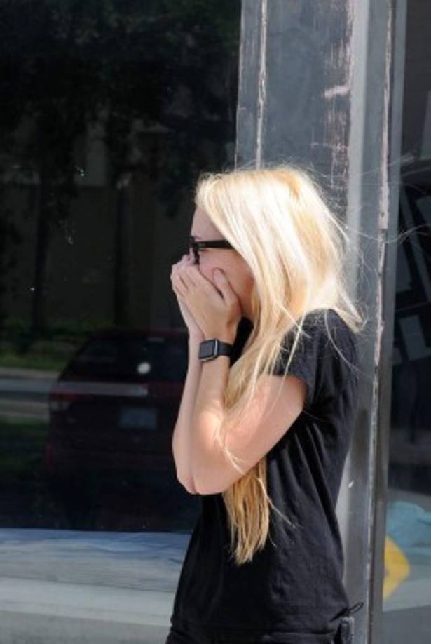 El agresor, también muerto en un enfrentamiento con la policía, irrumpió a tiros en el local de Orlando y se atrincheró con rehenes durante tres horas.