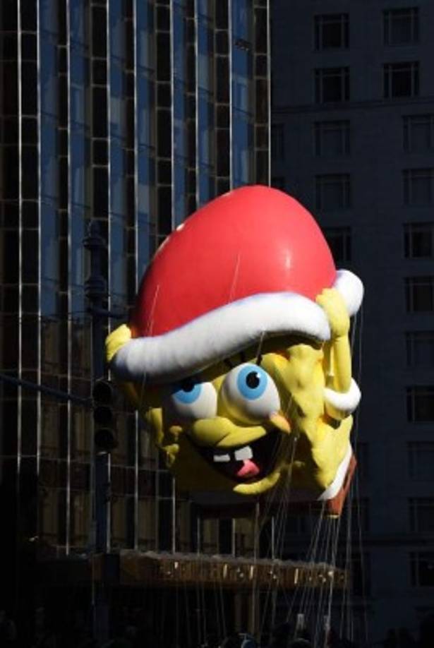 Sponge Bob también fue admirado por los pequeños en el desfile de Macy's.