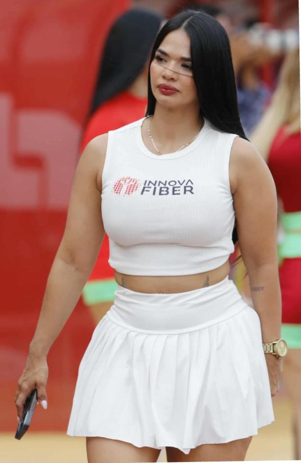 Platense vs Motagua: Tres influencers, la rubia misteriosa, hija de periodista y madre de jugador