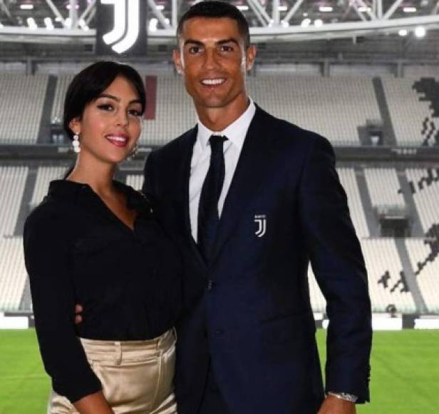 Cristiano Ronaldo finalmente encontró una estabilidad en el amor con la española Georgina Rodríguez, con quien se estaría casando luego de cuatro años de noviazgo.