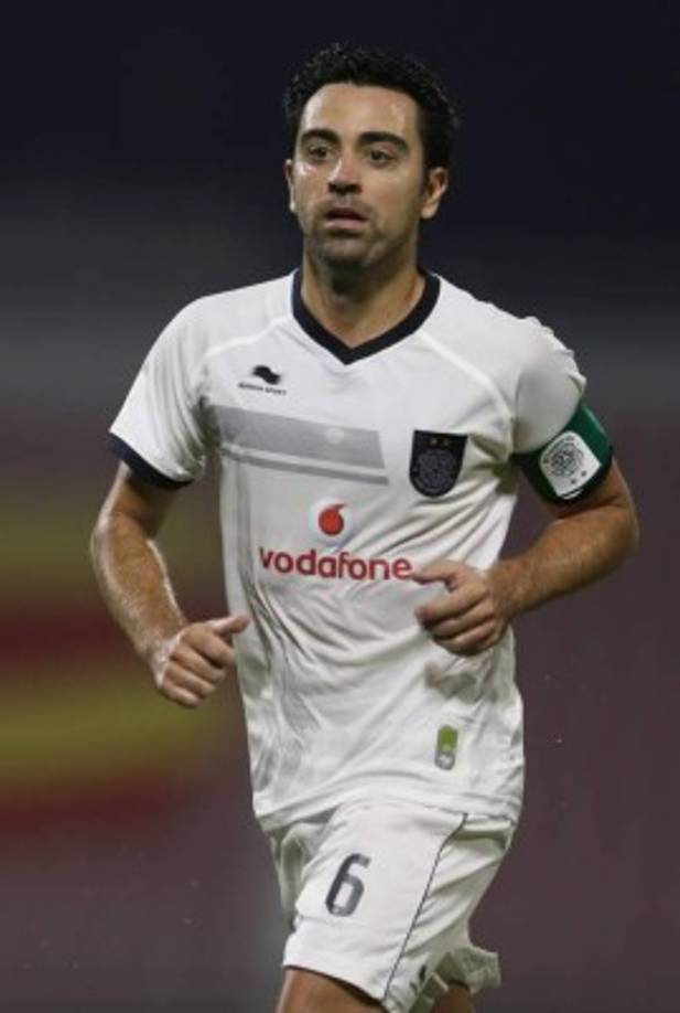 Nº8 Xavi Hernández. Cualquier jugador ofensivo y con tantas ganas de triunfos como Cristiano Ronaldo deserían tener al volante español en su equipo. El luso admira la gran visión de juego del crack que ahora milita en el Al Saad de Qatar.