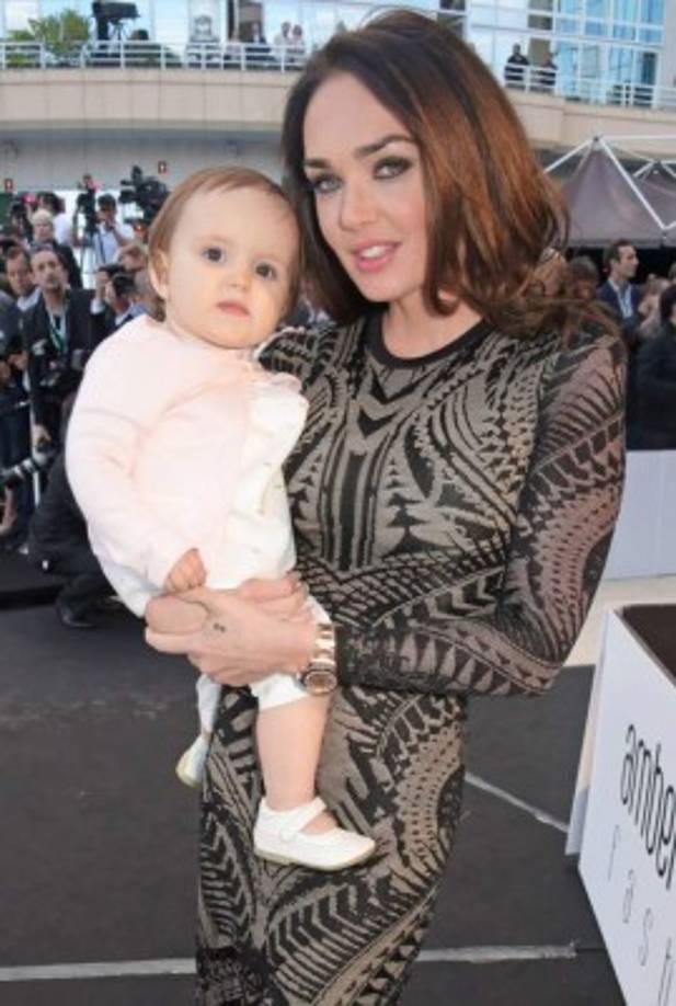 Un portavoz de Scotland Yard explicó que «la policía fue llamada a una propiedad residencial en Palace Green, W8, a las 23.11 de la noche del viernes 13 de diciembre debido a un robo» y añadió que nadie ha sido detenido en relación con el suceso.<br/><br/>