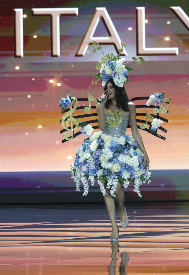 Los trajes nacionales raros y virales del Miss Universo 2025
