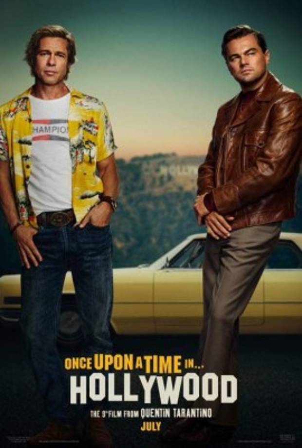 Esperamos que el contexto haya valido la pena, porque esta es la foto de la discordia. <br/><br/>El póster oficial de Once Upon a Time in Hollywood ha desatado la locura de los fanáticos de estos astros de la actuación pero todo parece que el renovado aspecto de Brad venció a Leonardo DiCaprio. <br/><br/>¿Qué opina usted?