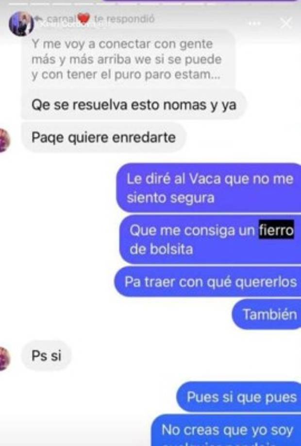 Un día después del hallazgo comenzaron a difundir en su Facebook conversaciones y fotos comprometedoras.