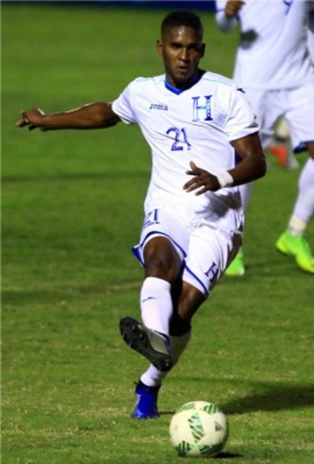 5. Brayan Beckeles - El lateral derecho del Necaxa de México tiene un vale de mercado de un millón de euros, según publica Transfermarkt.