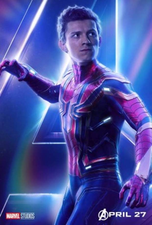 EL HOMBRE ARAÑA<br/>Hay que reconocer que esta fue una de las muertes más emotivas de Infinity War y que la actuación de Tom Holland como el trepaparedes resulta memorable. También esta el asunto de la confirmación de una nueva película del héroe arácnido, pero el caso es que existen otros personajes que pueden ponerse la máscara del Hombre Araña. Ese es el caso de Miles Morales, un personaje cuya existencia ya fue mencionada en la película 'De regreso a casa', del año pasado y que en los comics ya hizo su debut como Hombre Araña.<br/>Y no olvidemos que Sony, que todavía tiene derechos sobre el personaje, parece estar cambiando su enfoque hacia persojanes relacionados, como Venom o Gata Negra, pero no sobre el Hombre Araña mismo. Así que no nos extrañe si Peter Parker se queda muerto. Siempre te recordaremos.