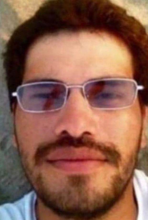 Juan Carlos era ingeniero civil y su familia lo describió como un apasionado por las matemáticas. En tanto, sus vecinos, lo recordaron como “un muchacho intachable, humilde y una persona ejemplar”. 