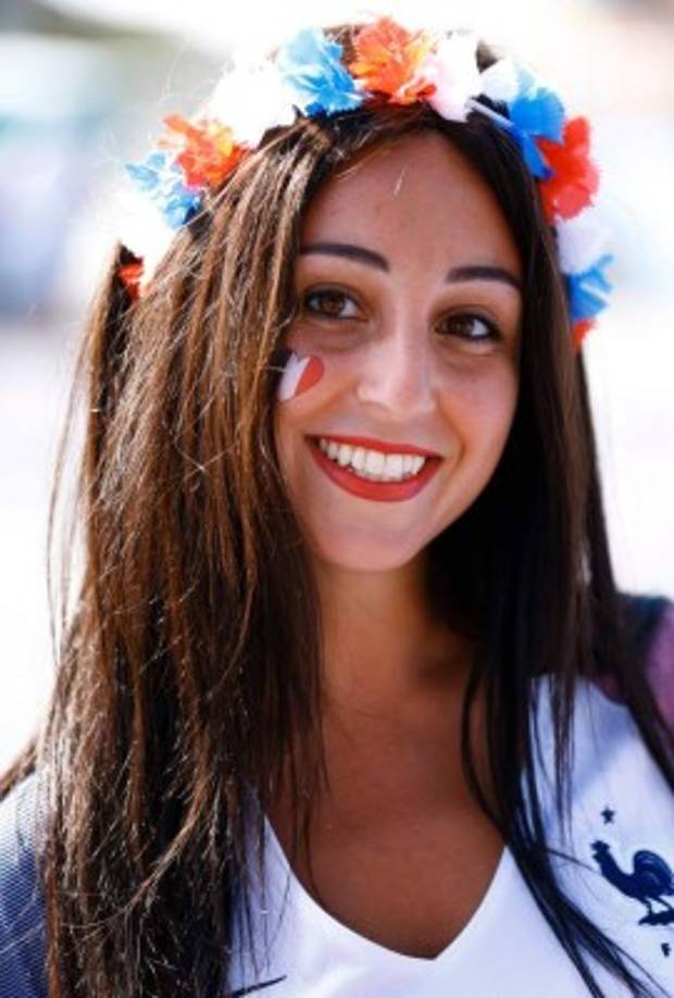 La belleza de la mujer francesa se hizo presente. AFP.