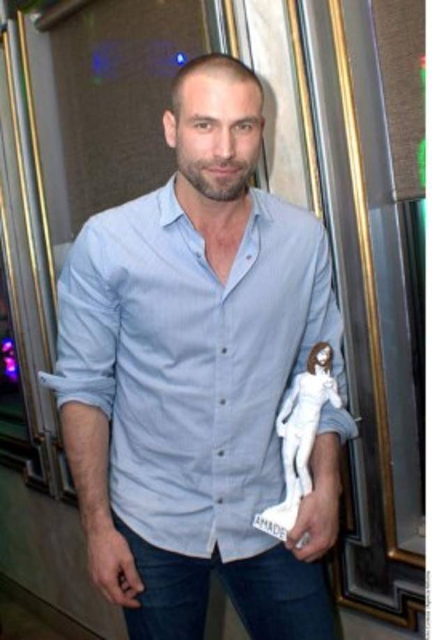 El actor Rafael Amaya da vida al narcotraficante Aurelio Casillas en la serie de Telemundo 'El Señor de los Cielos'.