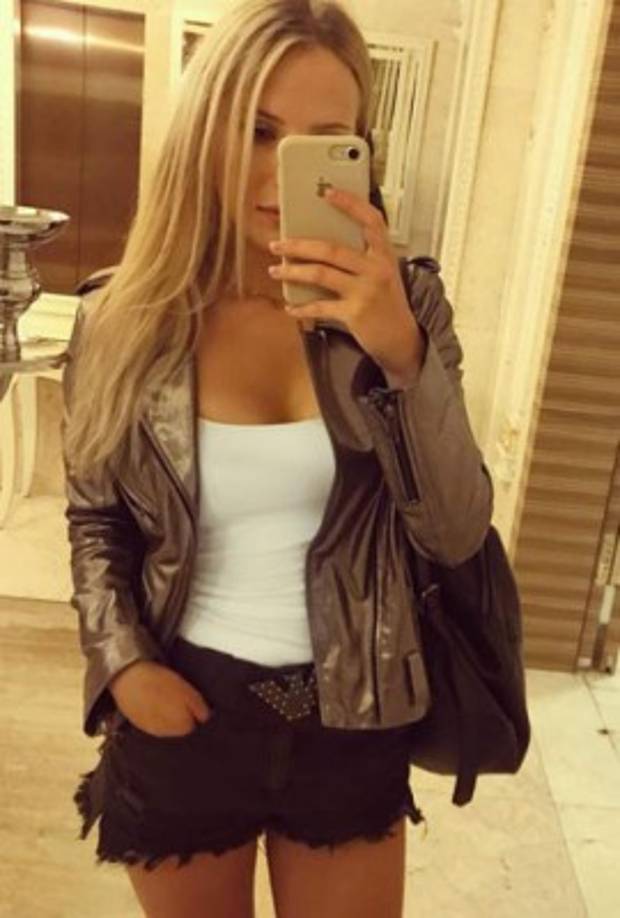 “Cristiano me dijo que iba a estar en el Bar Novikov (de Moscú) junto con los compañeros de la selección, por si yo quería venir. Y me pidió que mantuviera el encuentro en secreto”, señala Katya.