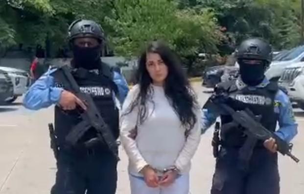 Deportan a hondureña que huyó a Carolina del Norte; la acusan de un grave delito en Sonaguera