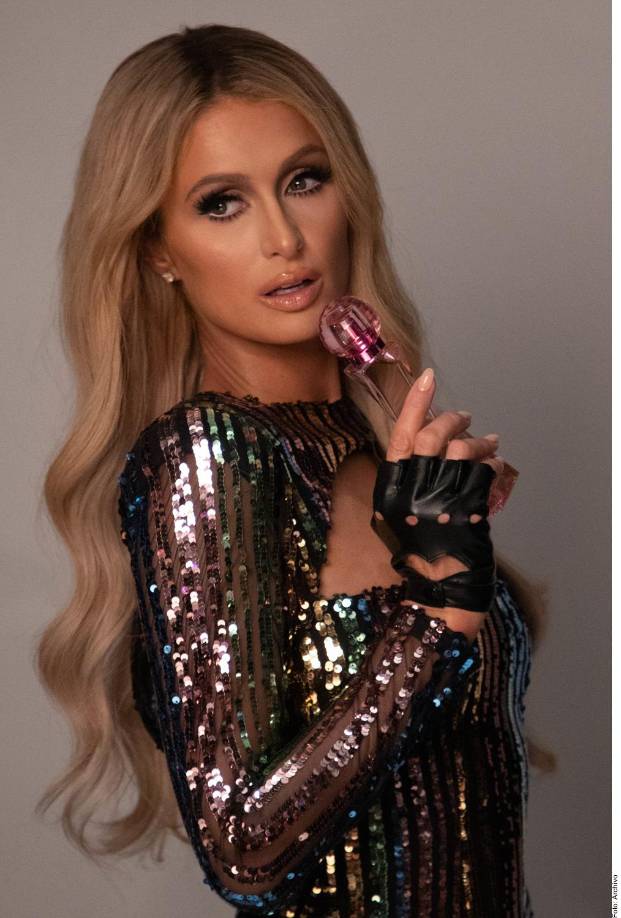 Desde que su trauma salió a la luz, Paris convirtió su dolor en un propósito, convirtiéndose en activista y presionando al Congreso de Estados Unidos para que reforme y regule el sector, haciendo campaña a favor del proyecto de ley contra el abuso infantil institucional.