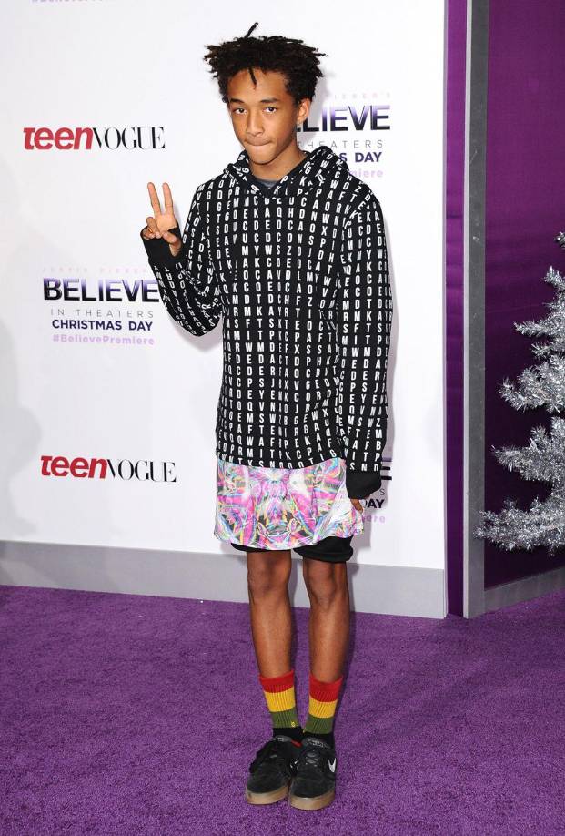 Jaden Smith, se ha declarado en diferentes ocasiones que considera que no es una prenda ni masculina ni femenina. 