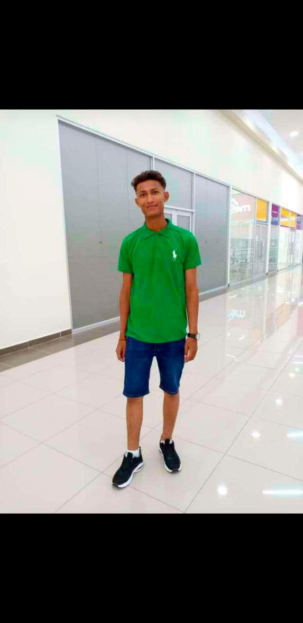 Dos motociclistas mueren embestidos por carros