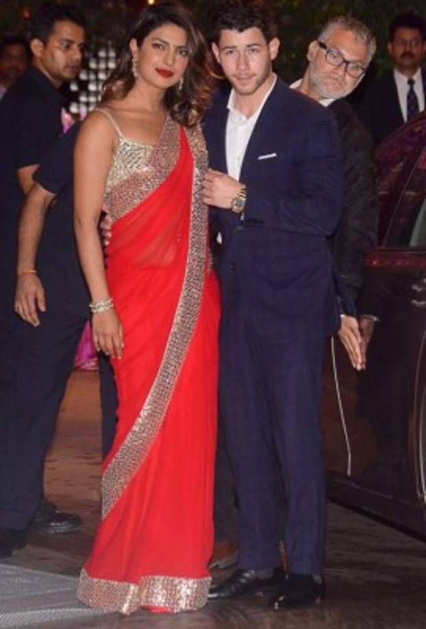 Después de su compromiso la pareja se encargo de integrar ambas culturas en fabulosas fiestas, empezando por la tradicional para anunciar su futuro matrimonio.