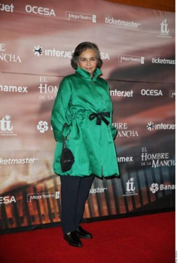 Ana se ha declarado en redes como una mujer libre, no libertina, que es diferente. 'Simplemente les estoy contando parte de mi vida y que lo tomen no a la ligera, que lo tomen como es, mis experiencias, y lo que les deseo a los jóvenes es que se preparen, estudien, que se enfrenten a la vida, que no es fácil.