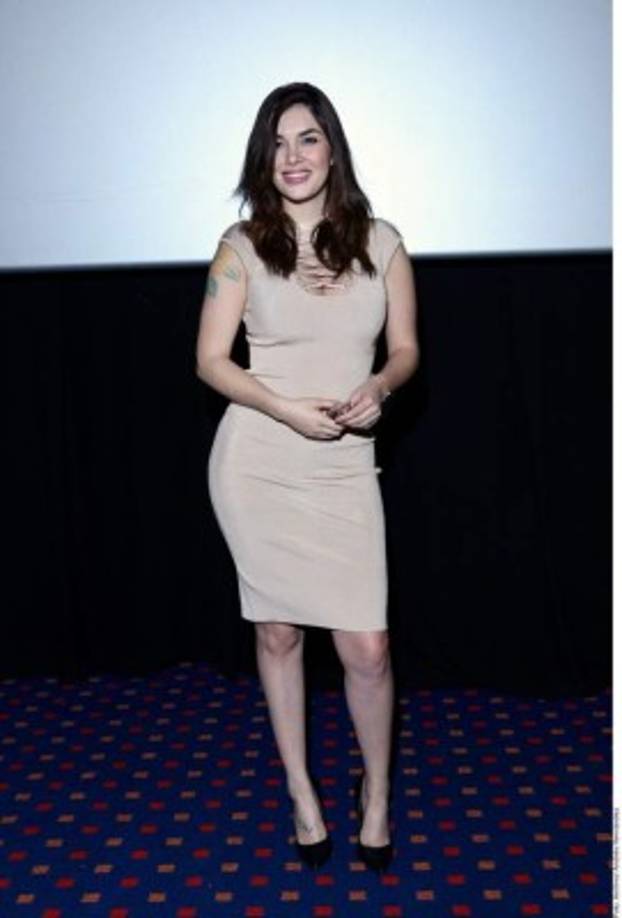 La también modelo e influencer compartió que se encontraba a salvo y que por el momento no quiere dar más declaraciones sobre el tema, ya que teme a las represalias de su padre biológico y la familia de este.<br/>