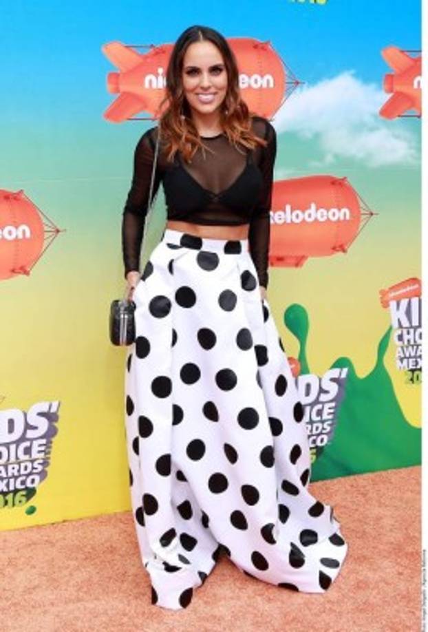 Sara Corrales destacó por su sencillez y carisma durante la alfombra naranja de los Kids' Choice Awards México 2016.<br/>