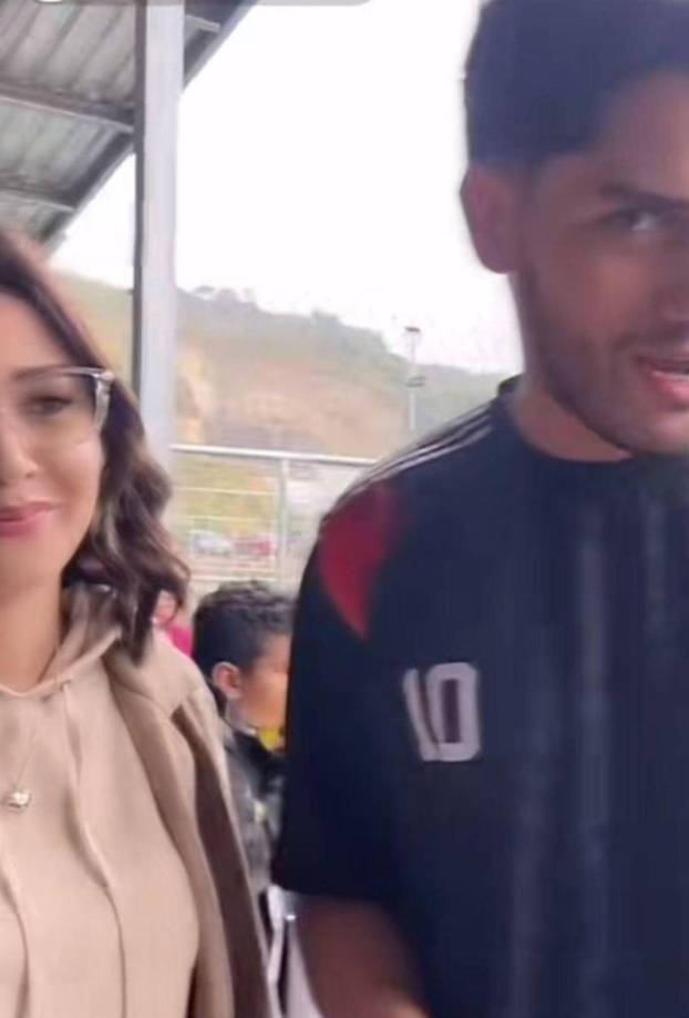 La canción de Prince Royce “Te robaré” fue la elegida por Miguel Marichal, misma que cantó en su participación en el programa Karaoke de la Casa de HCH, donde los presentadores y demás colaboradores de la empresa televisiva están participando.