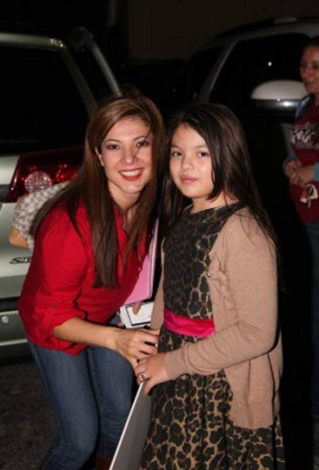 La pareja tiene tres hijos: Sara Priscila, Gustavo y Alejandro. Su primogénita, Sarita, nació el 22 de septiembre de 2002.