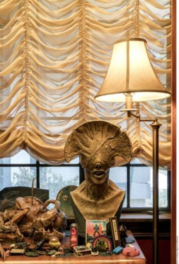 'Respeto mucho los nuevos talentos, porque al igual que ellos, yo buscaba aprobación por mi gusto particular (por la fantasía) y he tenido muchos precursores en ésto. Espero haya muchos que continúen el legado'.