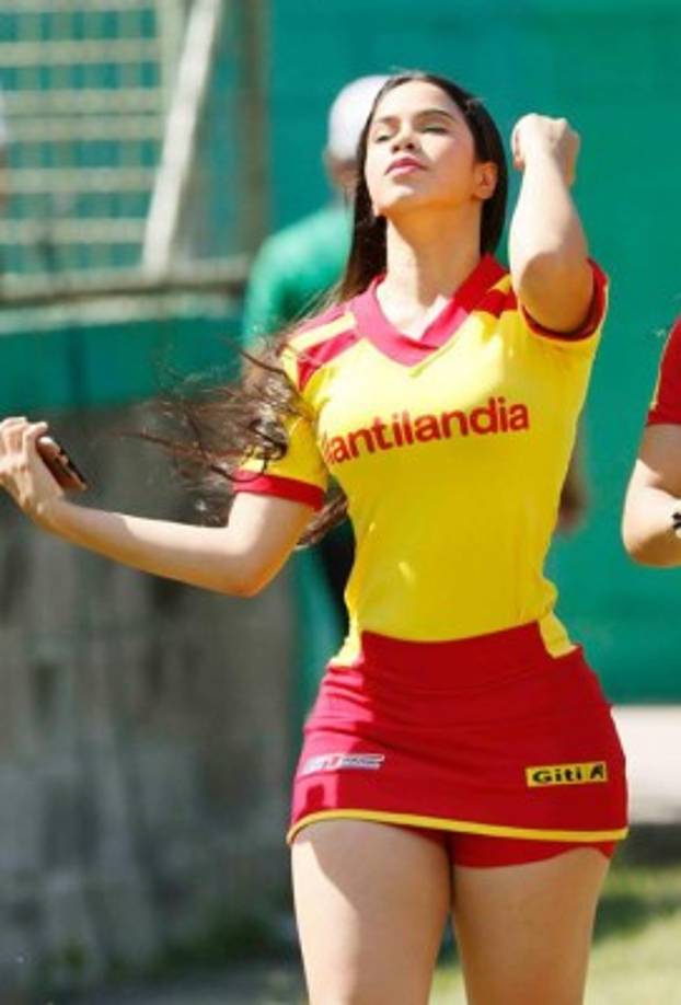 Hermosas chicas se han hecho presente a los diferentes partidos en la primera jornada del Torneo Apertura 2018 de la Liga Nacional de Honduras.