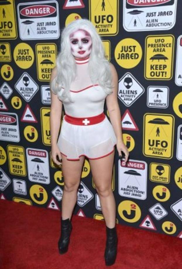 Ariel Winter de Zombie.