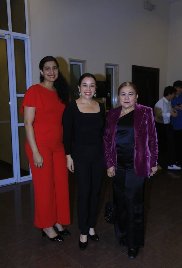 Alicia Tábora, Gissel Godoy y Belinda Ordóñez