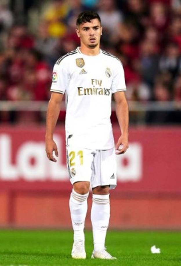 El presidente del Getafe, Ángel Torres, asegura que quieren la cesión del madridista Brahim Díaz, que llegó el pasado mercado invernal procedente del Manchester City por 17 millones y otros siete en variables. Todo queda en manos del jugador que, según informaba Carrusel Deportivo el pasado mes de diciembre, habría rechazado ofertas de equipos como el Sevilla, el Espanyol o el Rayo Vallecano para afianzarse en el Real Madrid.