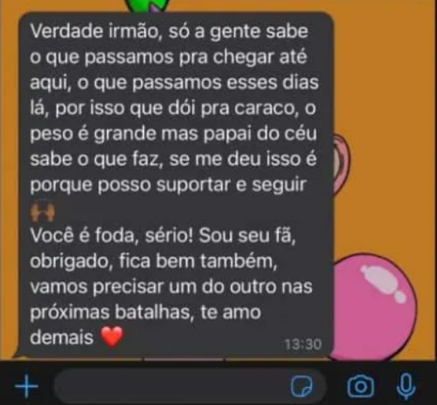 Marquinhos: “Es verdad hermano. Solo nosotros sabemos lo que pasamos para llegar hasta acá, y lo que pasamos esos días allá. Por eso duele mucho, el peso es grande, pero Dios sabe lo que hace, si me dio esto es porque puedo soportar y seguir”.