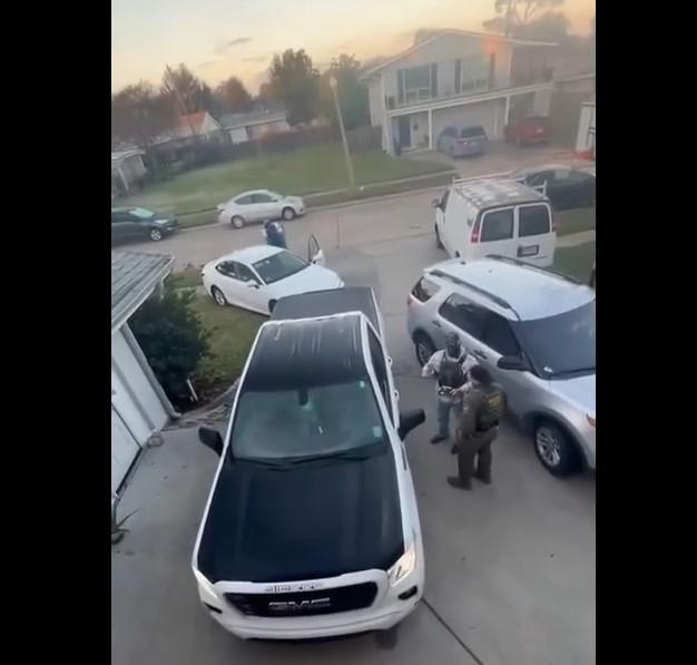 Hondureño huye de agentes de ICE en Nueva Orleans, pero recibe citación un día después