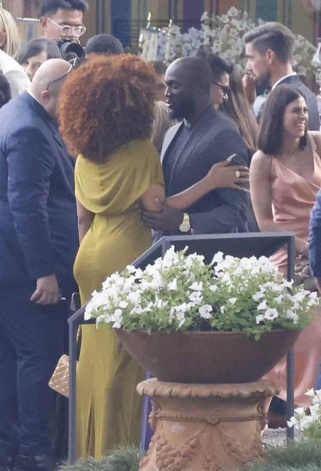 Lukaku y la cantante Megan Thee Stallion fueron vistos muy “acaramelados” en la boda de Lautaro Martínez.