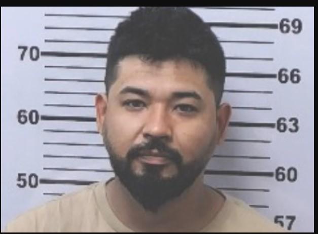 Identidad falsa y pasado criminal: sospechoso en desaparición de familia en Alabama