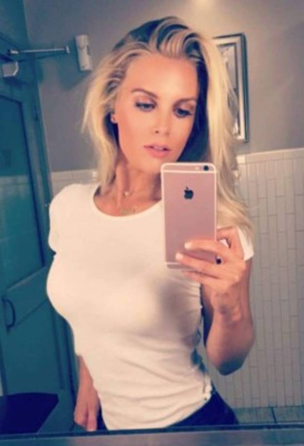 La celebridad estadounidense tiene más de 426 mil seguidores en Instagram, plataforma en la que disfruta compartir fotos en los reality show que participa o sobre su estilo de vida saludable.